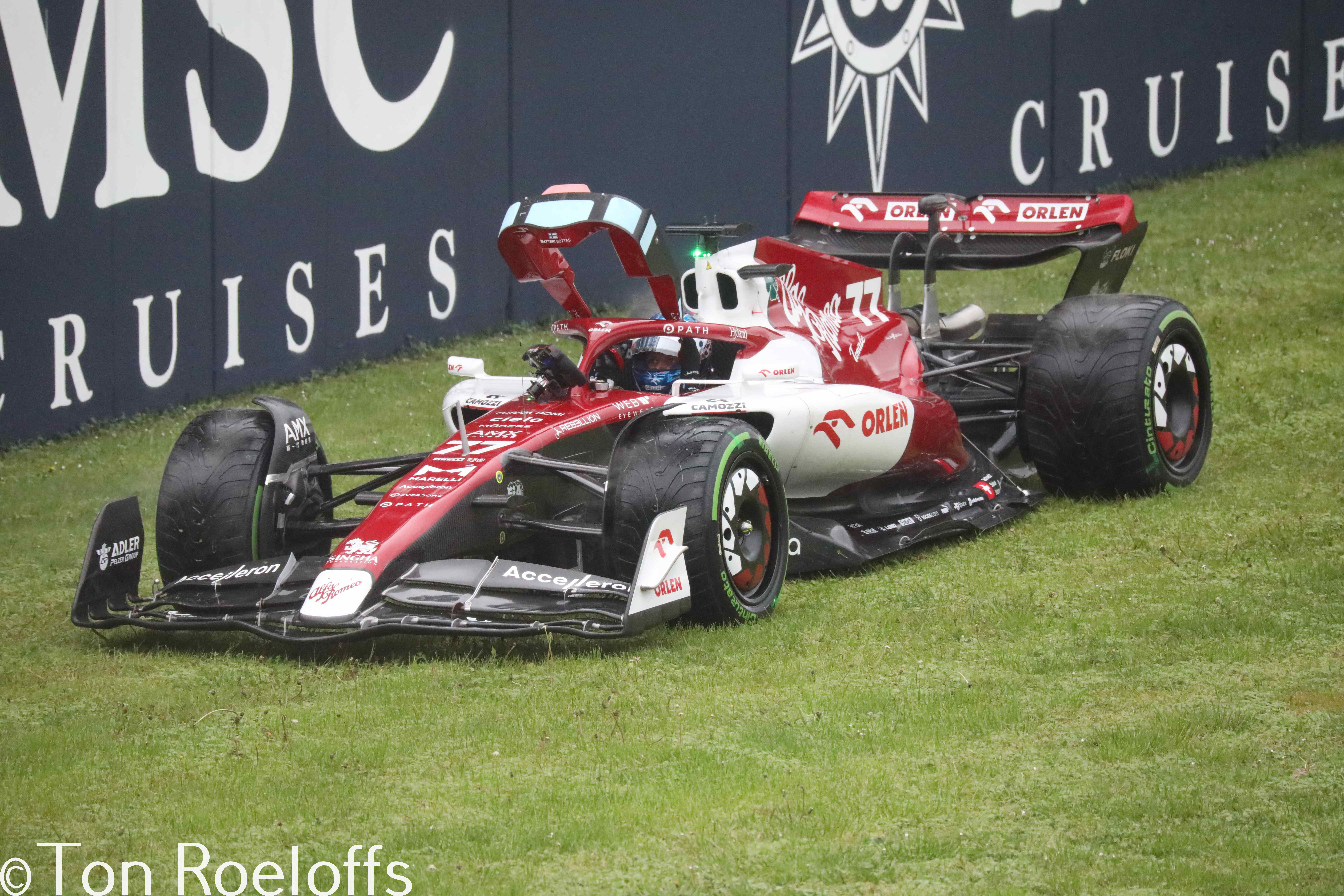 Vettel verremt zich